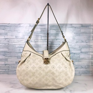 Louis Vuitton ルイヴィトン マヒナ ショルダーバック ホワイト