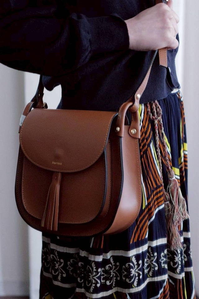 fake leather shoulder bag　brown