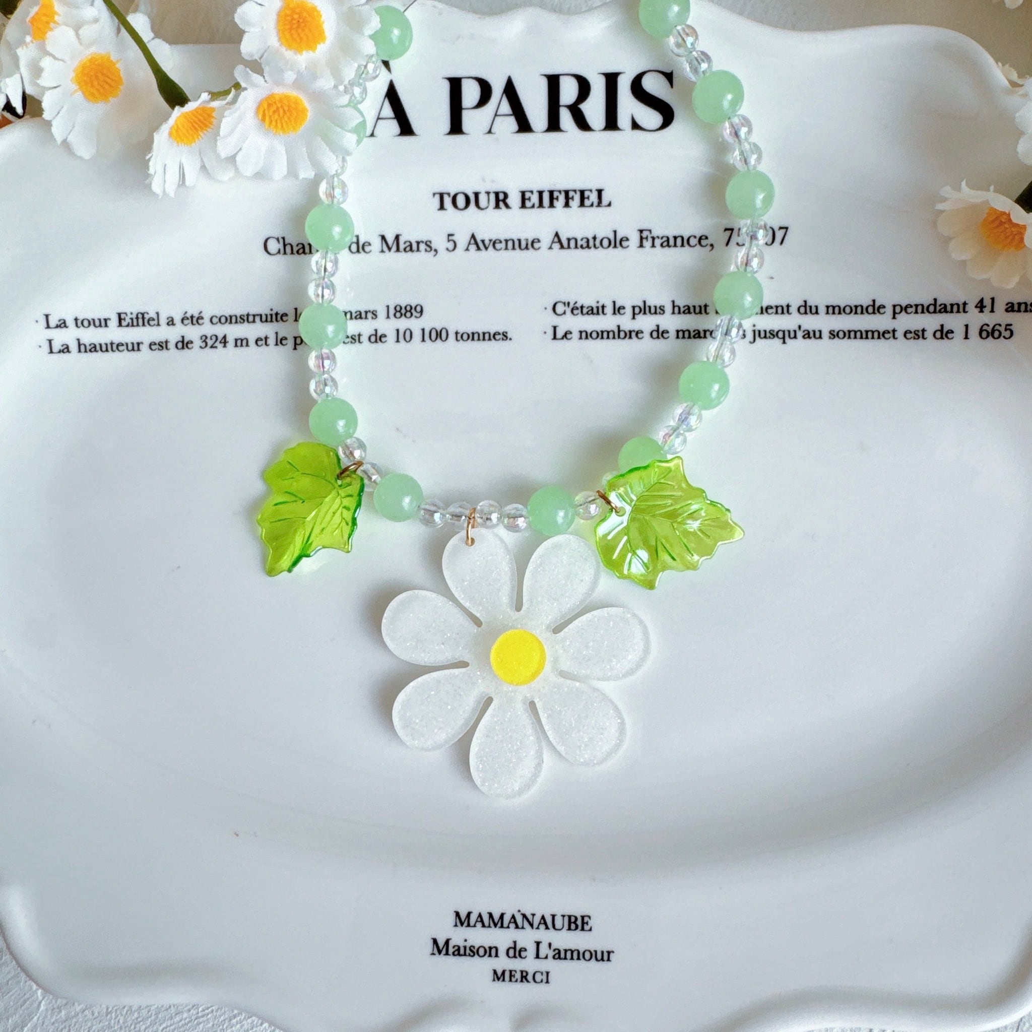 ゆらゆらお花のネックレス