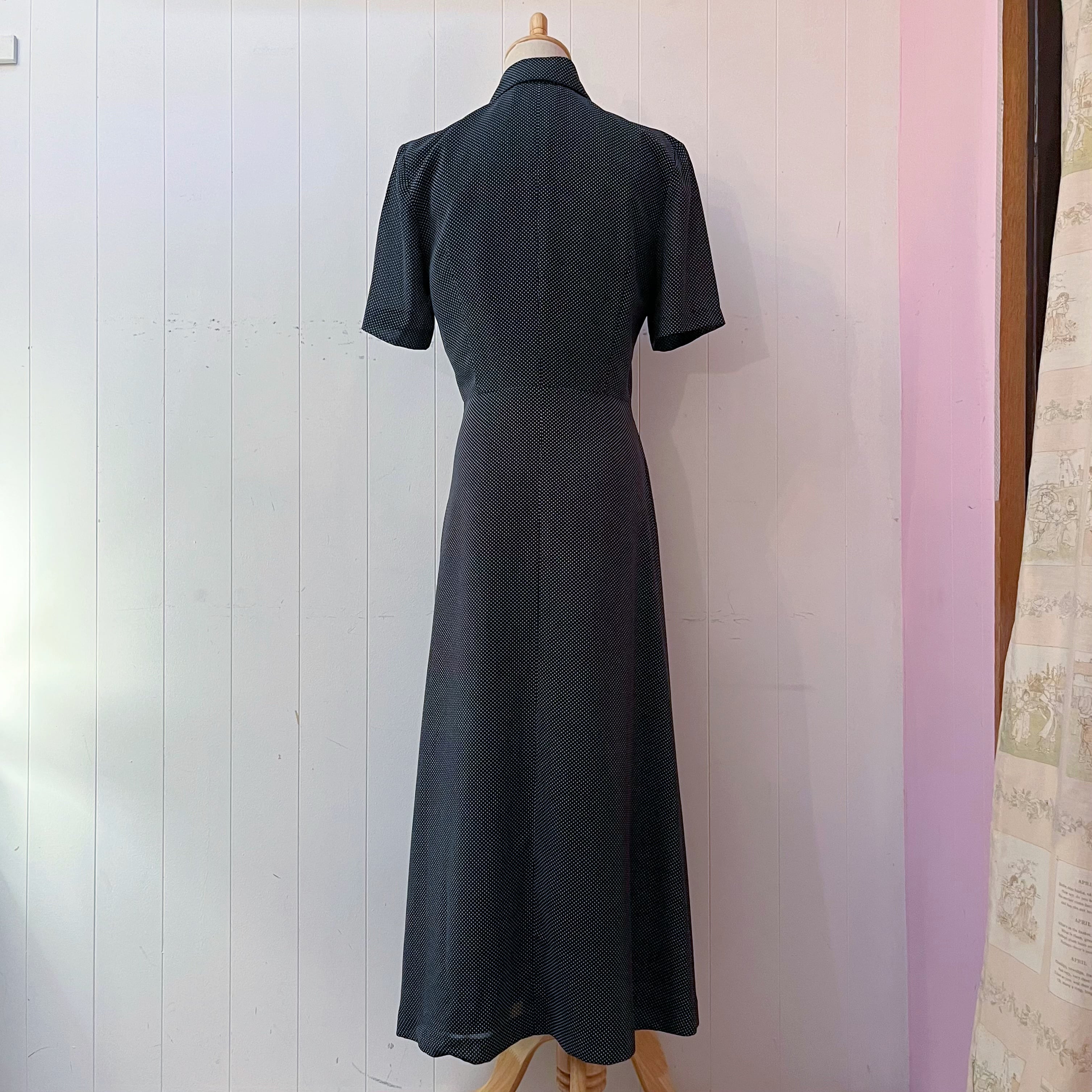 pin dot front button one-piece