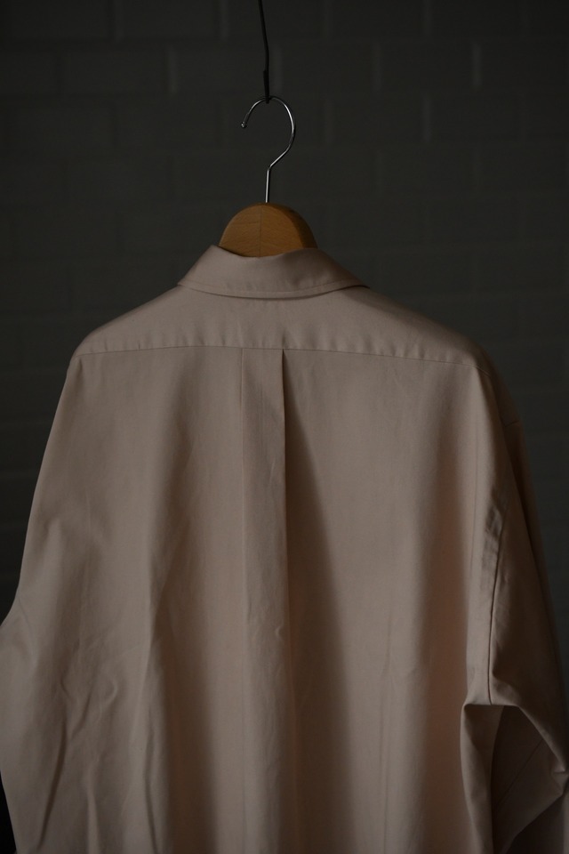 FOUNDOUR / REGULAR COLLAR SHIRT (PINK BEIGE)