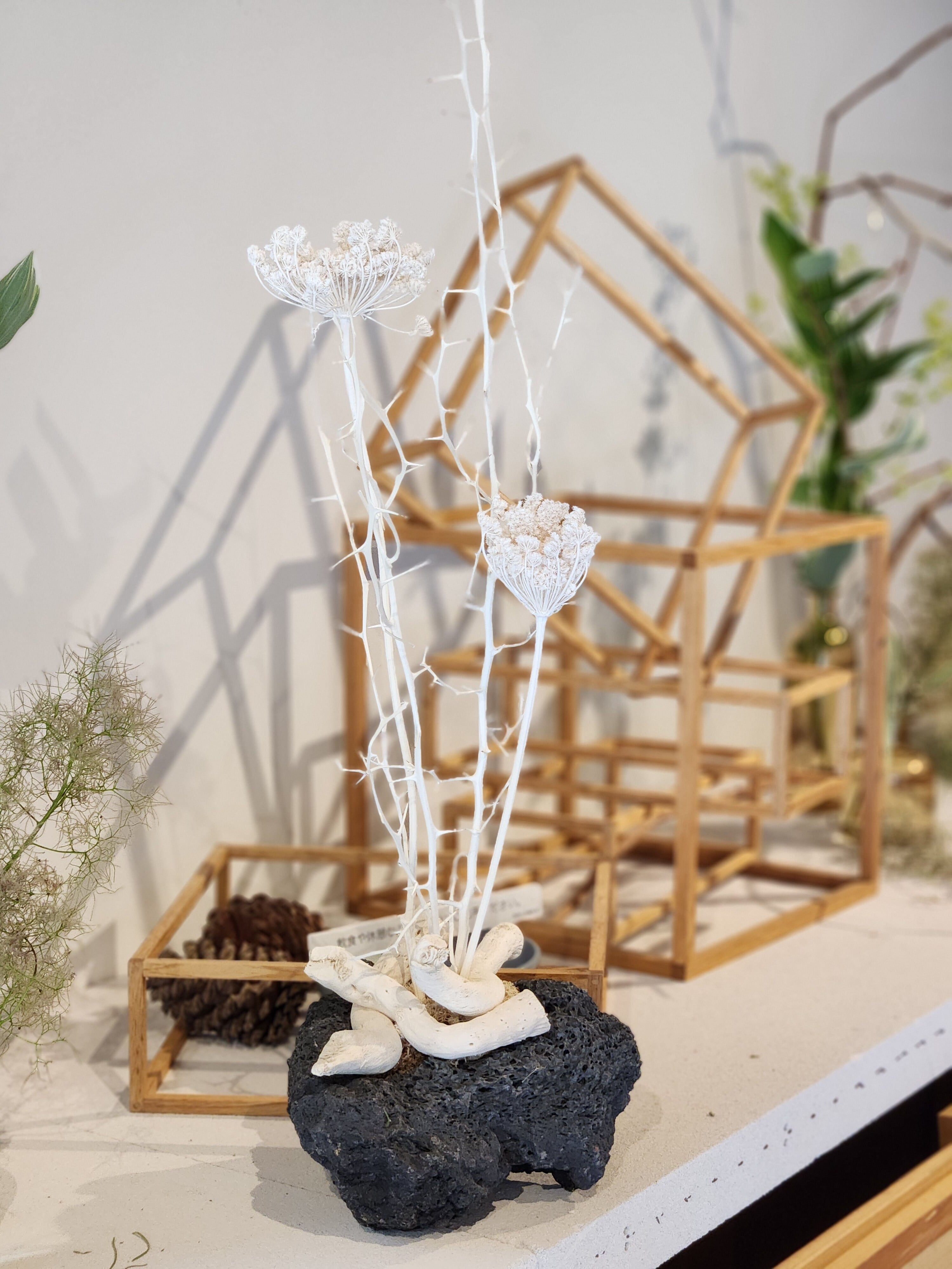 フラワーベース/Flower vase | INASE 石工がつくる、石の作品 フラワーベース/Flower vase | INASE 石工がつくる、石の作品