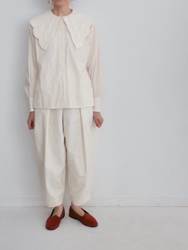 qiri / trapunto quilt collar ブラウス　/　white
