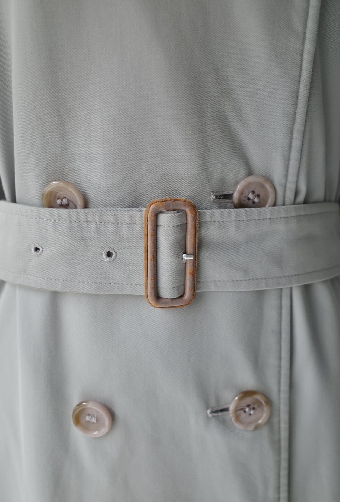 Vintage Burberry's Trench Coat | CaNARi Vintage