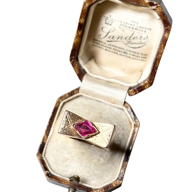 vintage c1940 18ct gold synthetic ruby cocktail ring