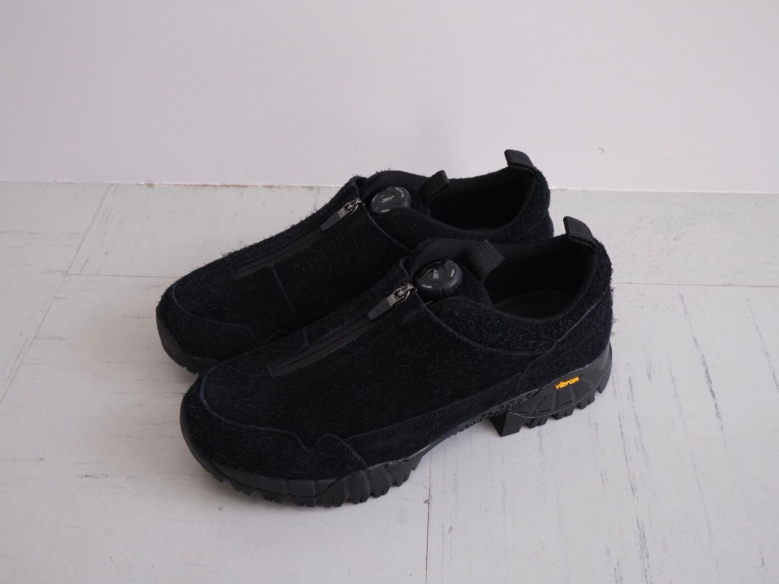 pg UNIVERSAL PRODUCTS. CRISP ブラック42 27cm pg × UNIVERSAL PRODUCTS./ CRISP[BLACK] | distrad