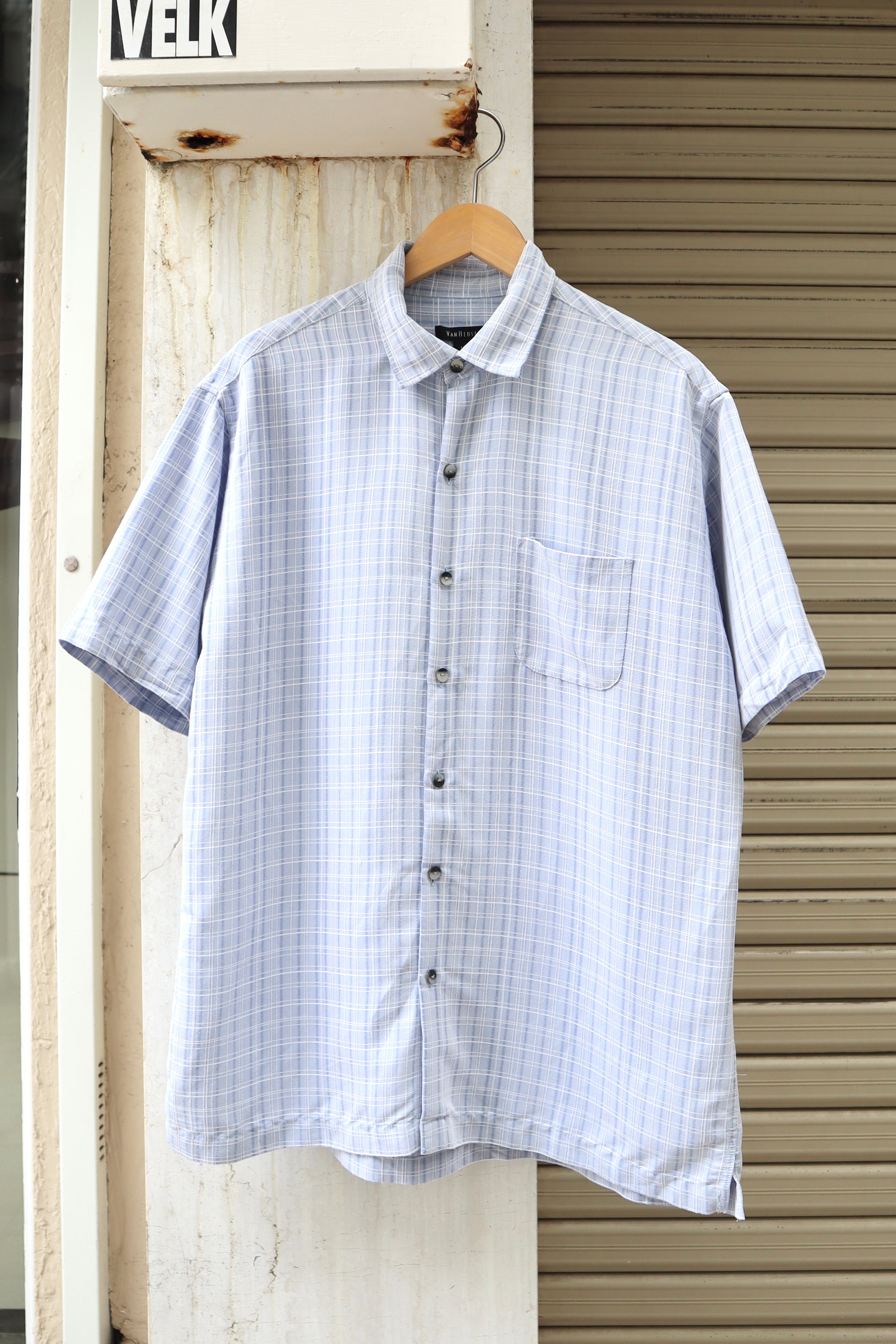 USED 00s VANHEUSEN s/s plaid rayon shirt