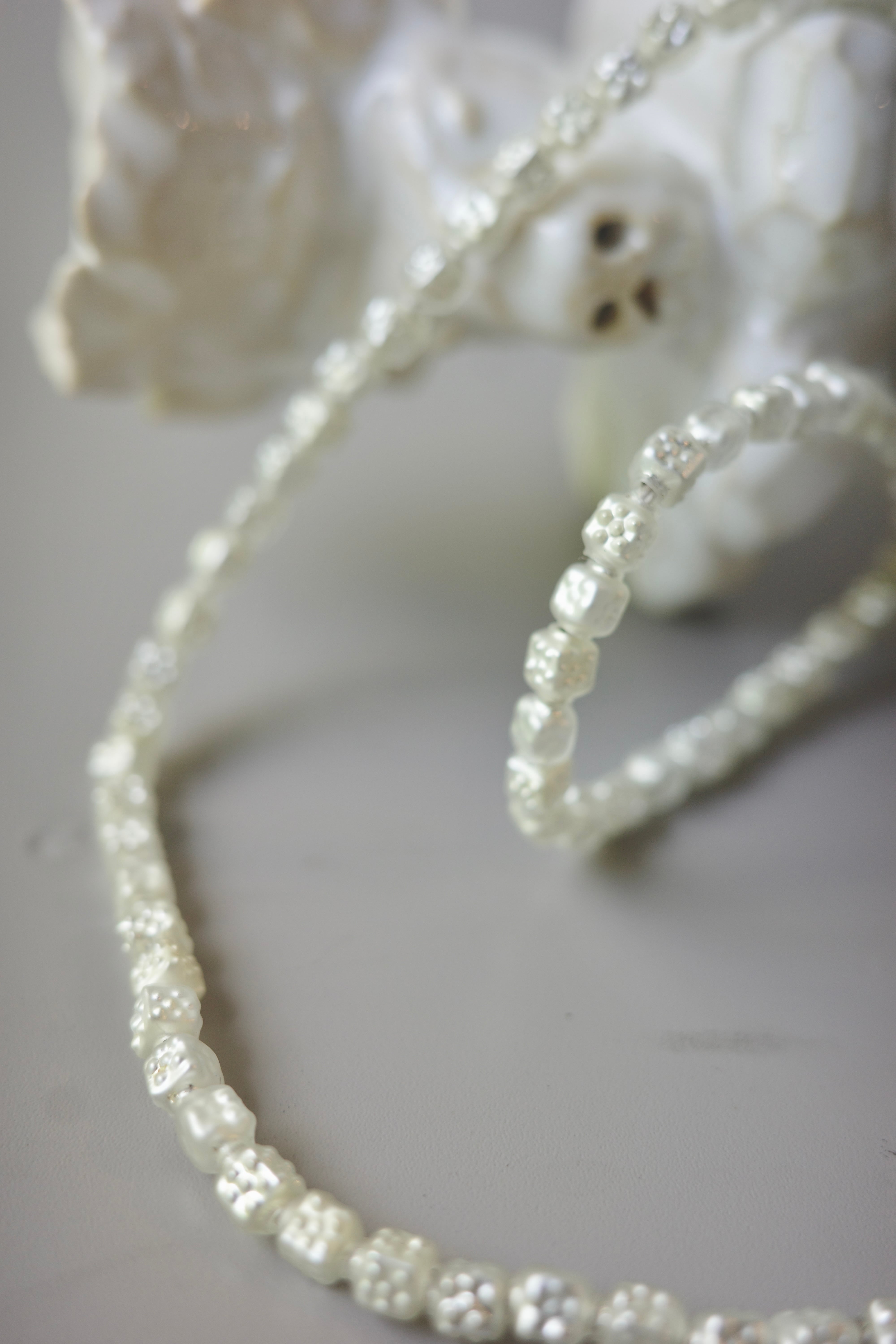 Daniel et Lili【40's vintage verre souffle cube necklace -Perl
