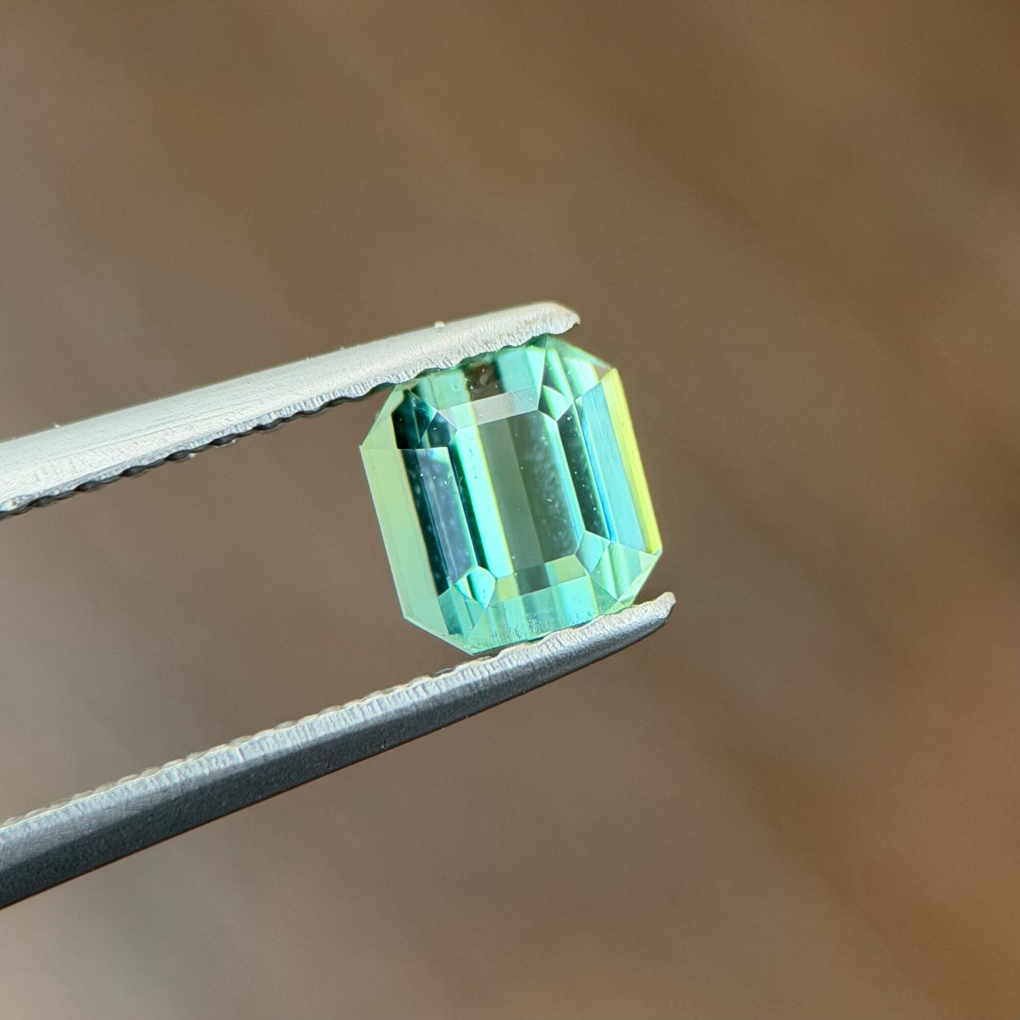 新春企画 [3] トルマリン 5.2x4.9mm, 0.79ct, アフガニスタン産