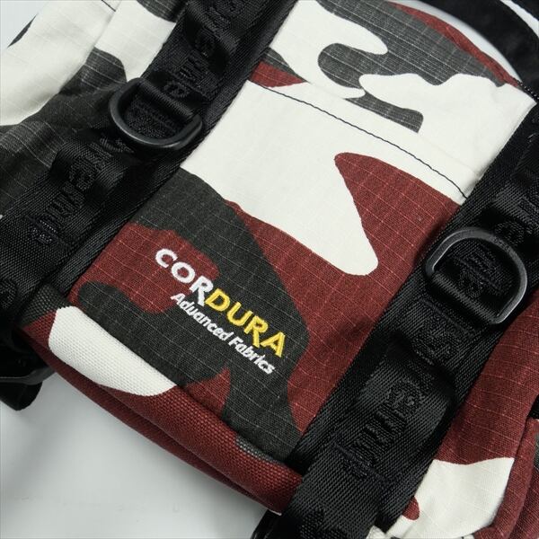 Supreme Mini Duffle Bag Red Camo 新品/未使用 Supreme Mini Duffle Bag (SS26) Red Camo - SS26 - US
