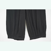 個性派の新定番:コクーンシルエットパンツ i0456