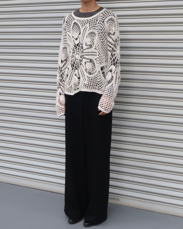 round-neck cashmere knit