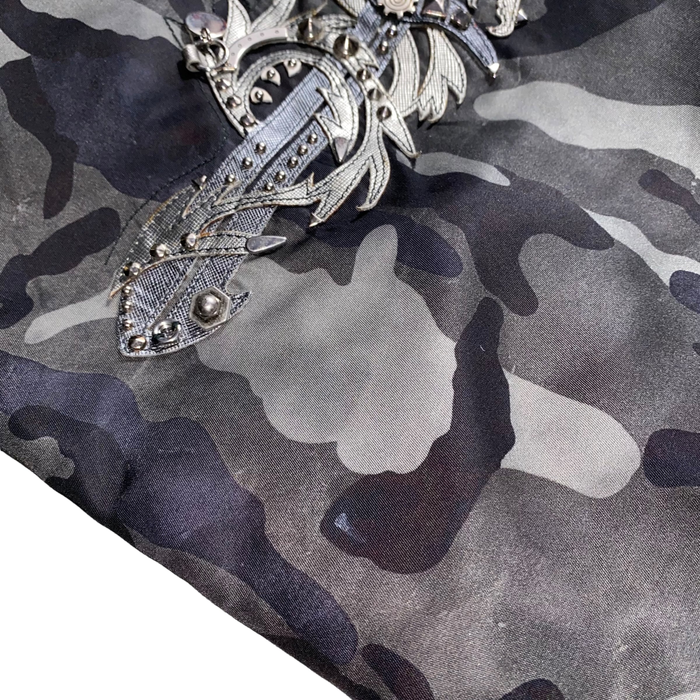 PRADA camouflage pattern nylon tote bag “Dragon & Sword” | NOIR ONLINE