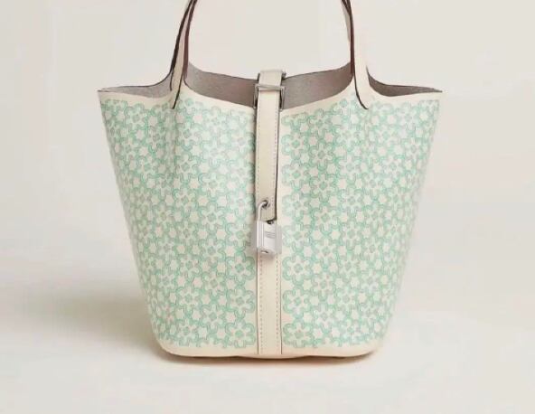 HERMES エルメス ピコタン ラッキーデイジー PM 18 | amsterdam  