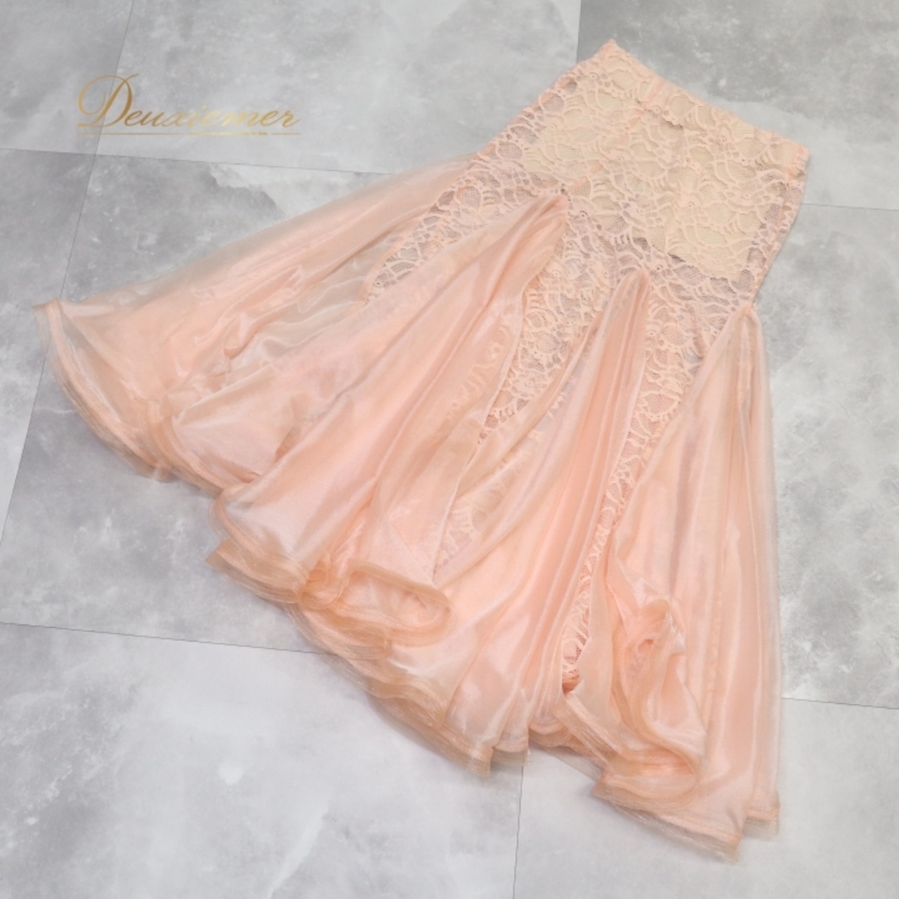 ベリーダンス オリエンタル 衣装 スカート ピンク系 レース 透け感 かわいい 練習 レッスン 伸縮 ストレッチ 上品 花柄 インナーパンツ 淡い ボリューム ふんわり ダンス衣装 ステージ イベント