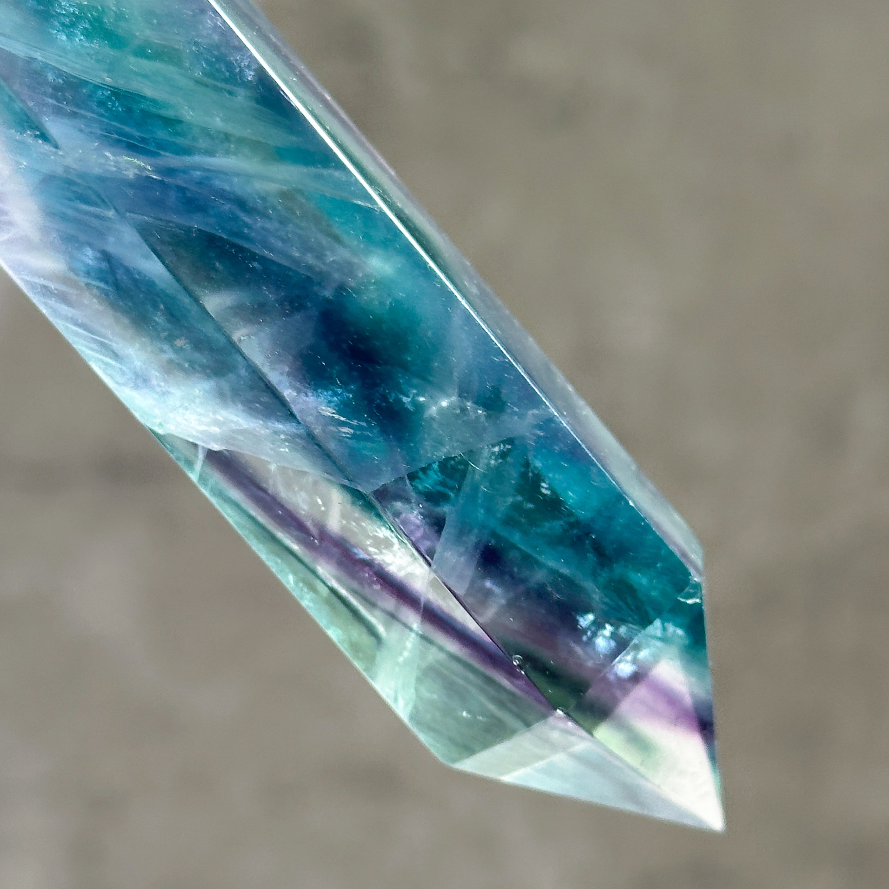 レインボーフローライト タワー型52◇ Rainbow Fluorite ◇天然石