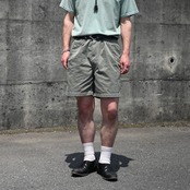 YASHIKI(ヤシキ) Ryokufu Henley Knit、BOWWOW(バウワウ)US ARMY CHINO SHORTS AGED