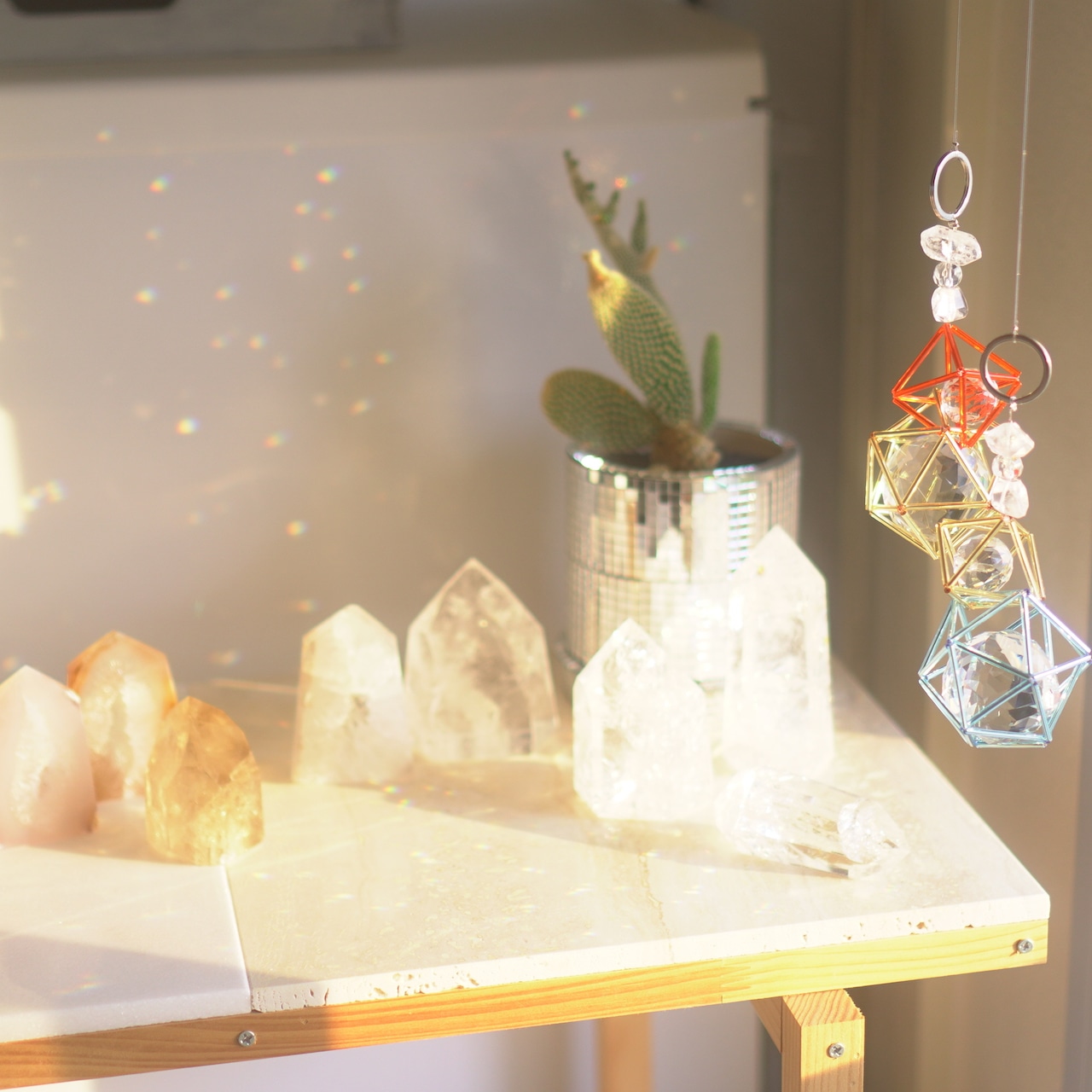 Twin Crystal - Single / ツインクリスタル / Light Healing Crystal Suncatcher