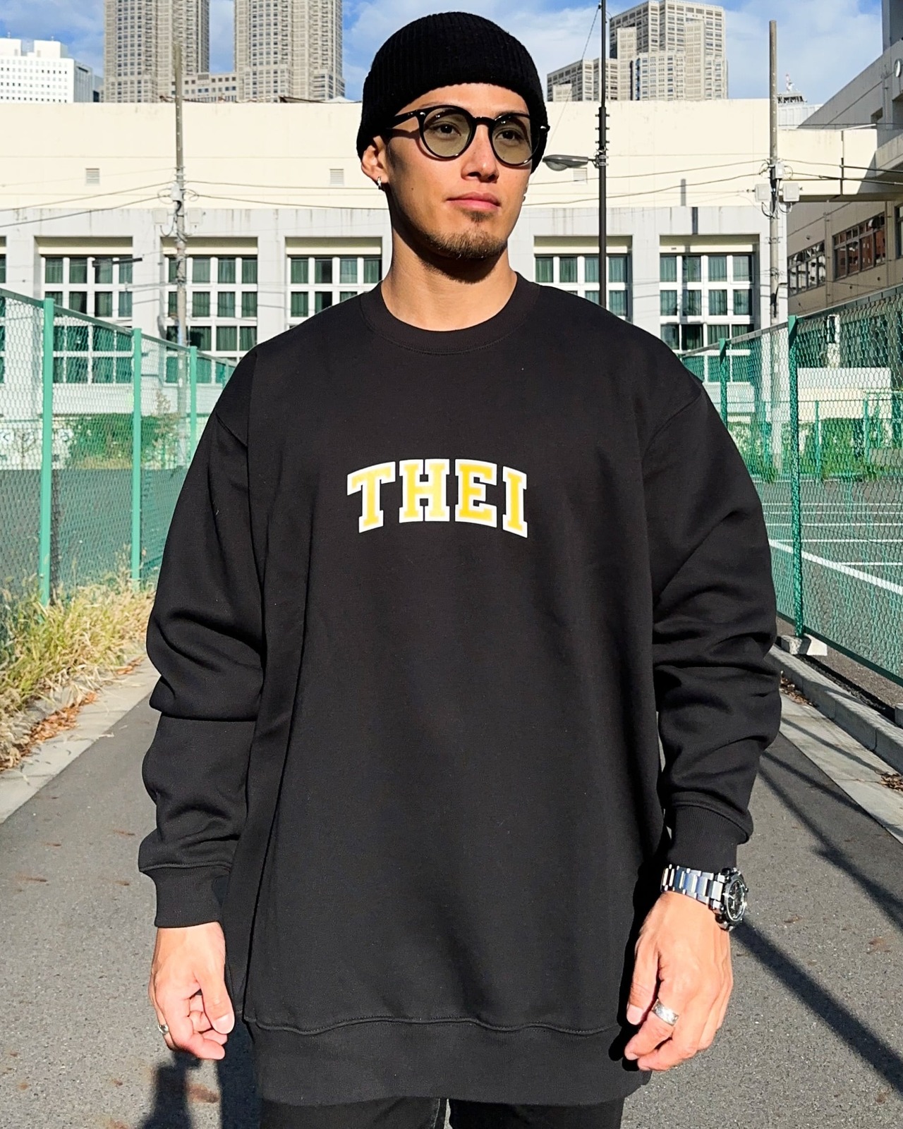 COLLEGE SWEAT SHIRT - BLACK