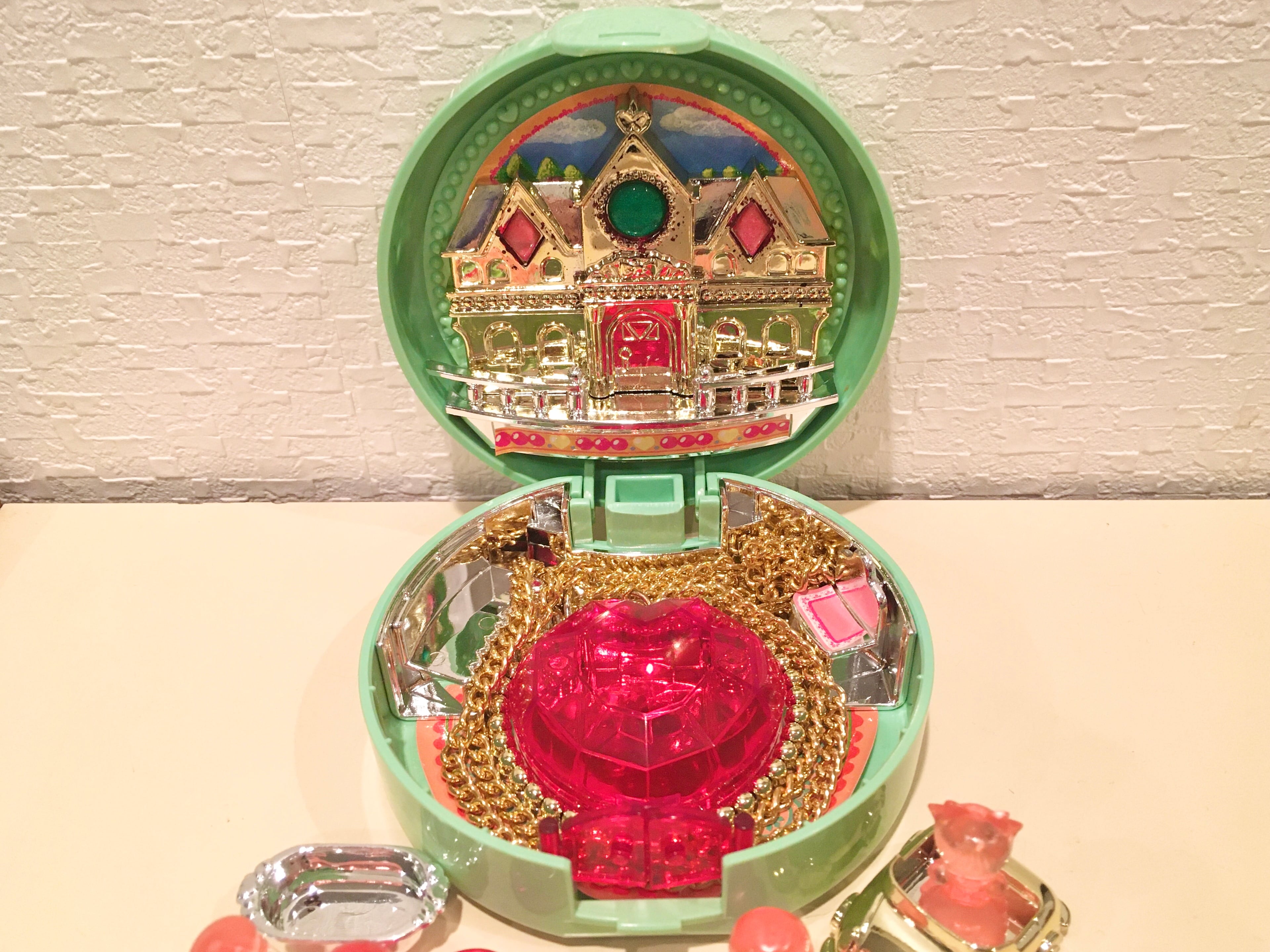 90年代 姫ちゃんのリボン トゥインクルコンパクト ひみつの宮殿 魔法のお城 坂井羊商店 90年代 姫ちゃんのリボン トゥインクルコンパクト ひみつの宮殿 魔法のお城 坂井羊商店