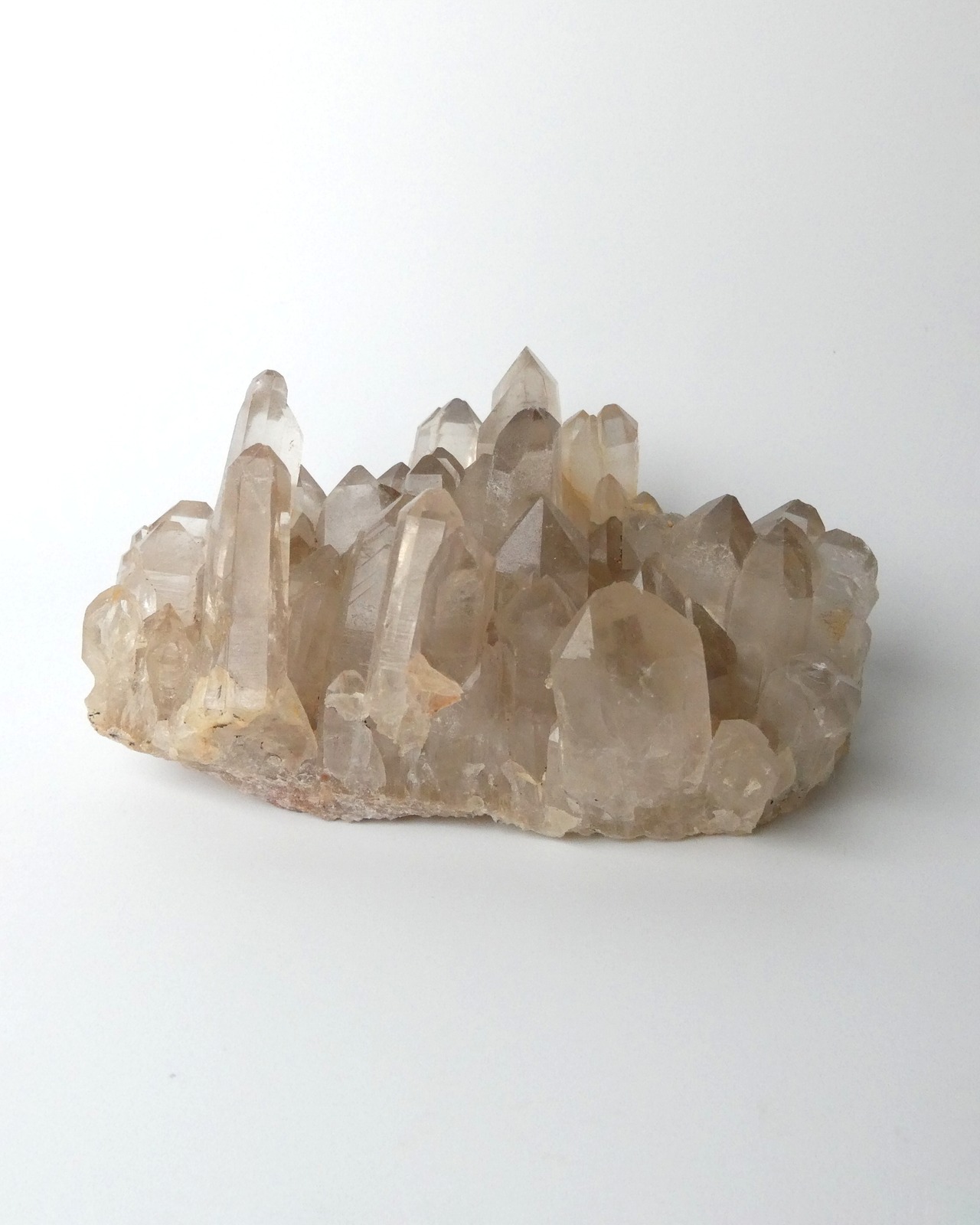 Smoky Quartz スモーキークォーツクラスター ⭓ 薄霧 ⭔ MINERAL・原石＆鉱物