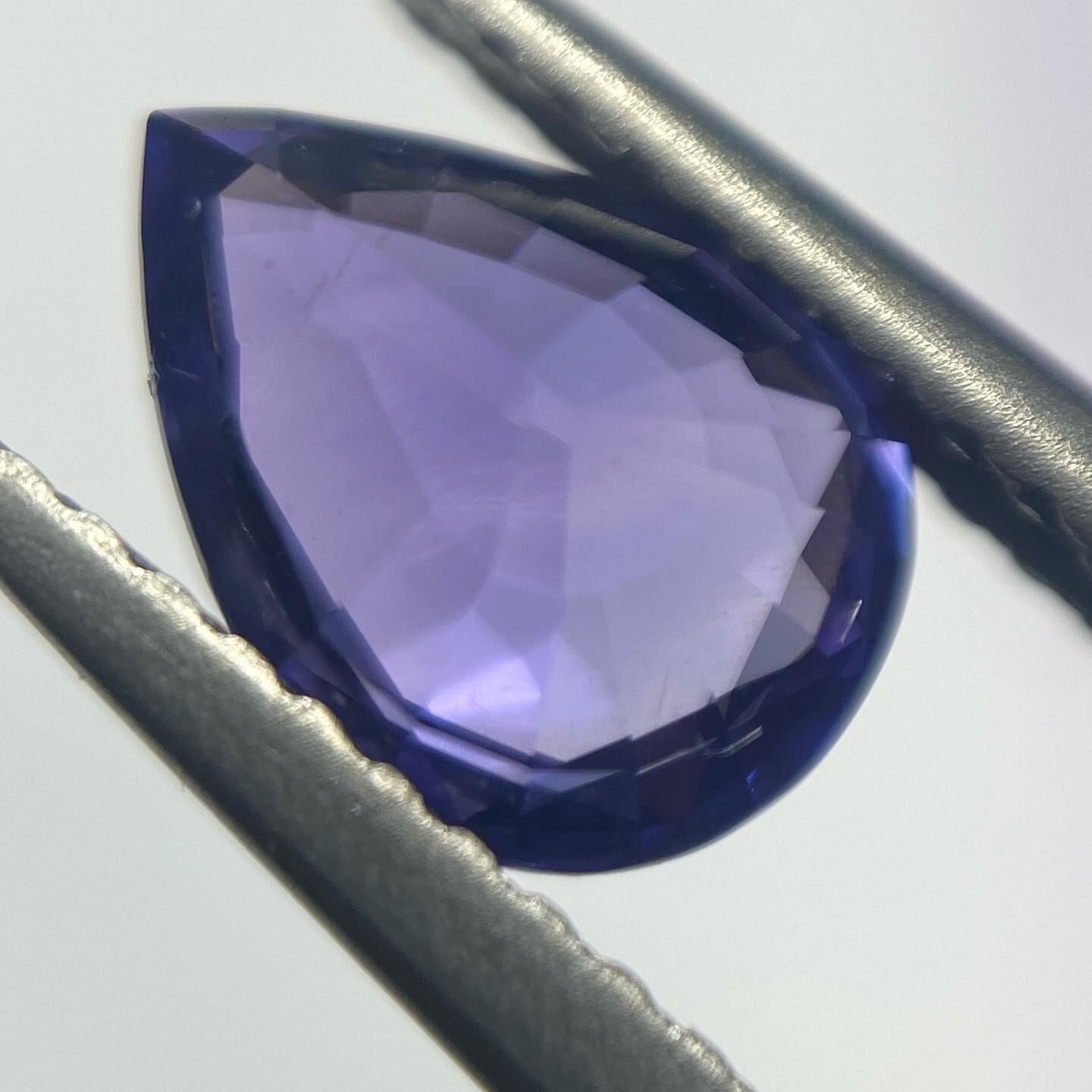 鉱山主ファミリー直仕入 非加熱パープルサファイア