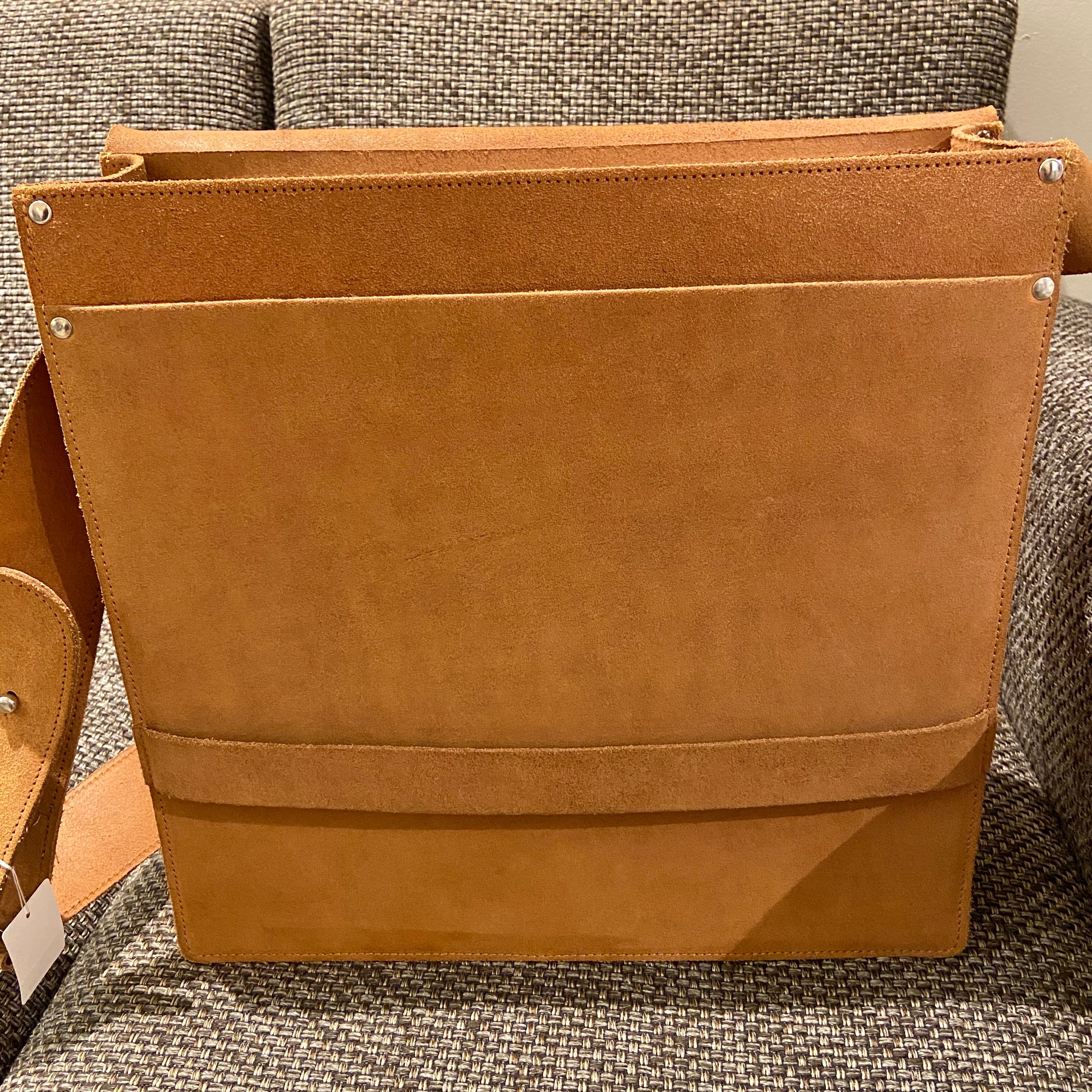 A.P.C.／suede shoulder bag （アーペーセー）スウェードショルダー