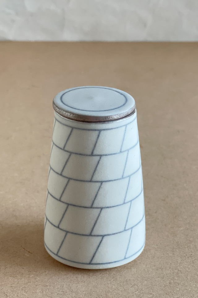 豆蓋物　筒形　ブルー幾何紋　小関康子作品　OY2604_37b