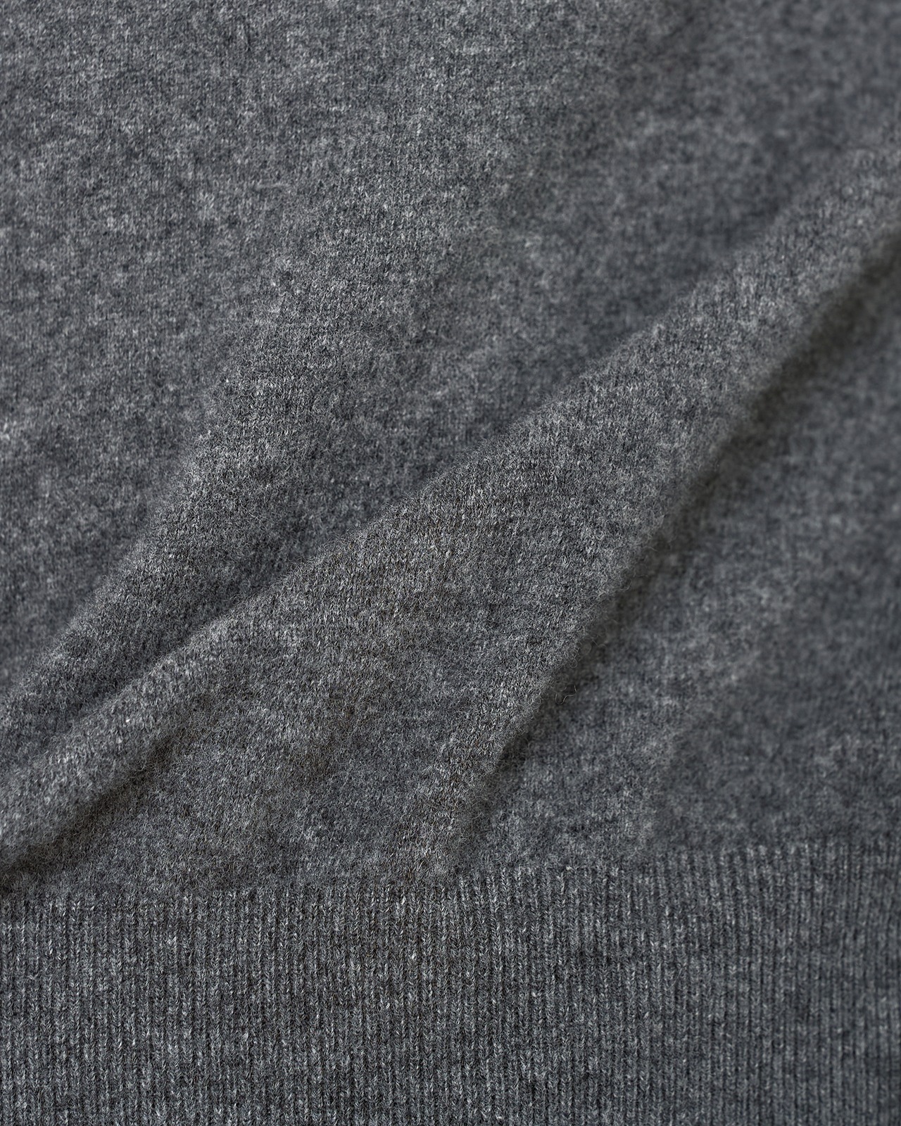 ssstein "EXTRA FINE WOOL KNIT TURTLE NECK LS〔GREY〕"