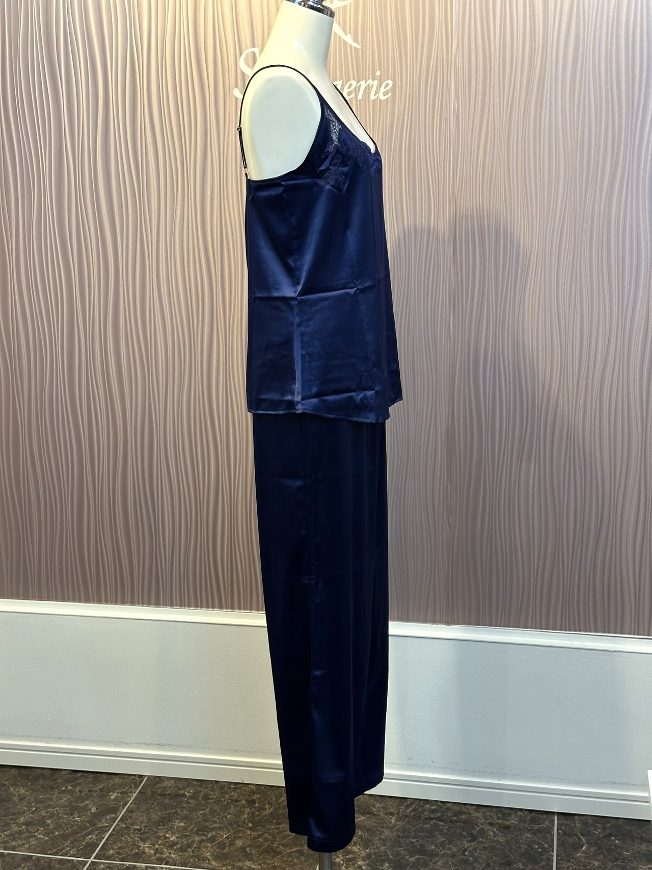 effetto  サテン　パジャマセット