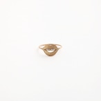 talkative／talkative mouth　pinky ring