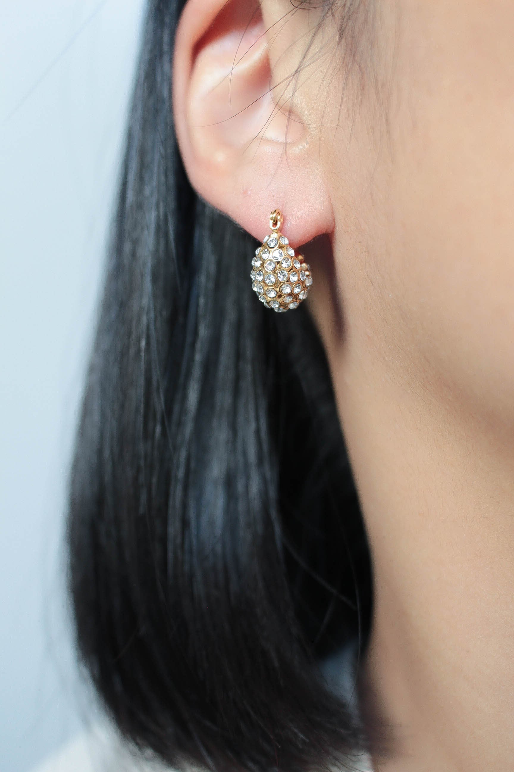 Bowl Zircon Hoop Pierce