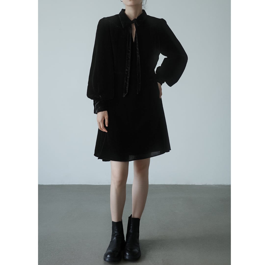 Bow tie ribbon velour one piece G1025