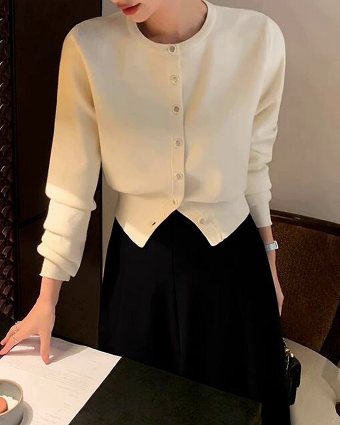 ラウンドネックショートカーディガン A24475