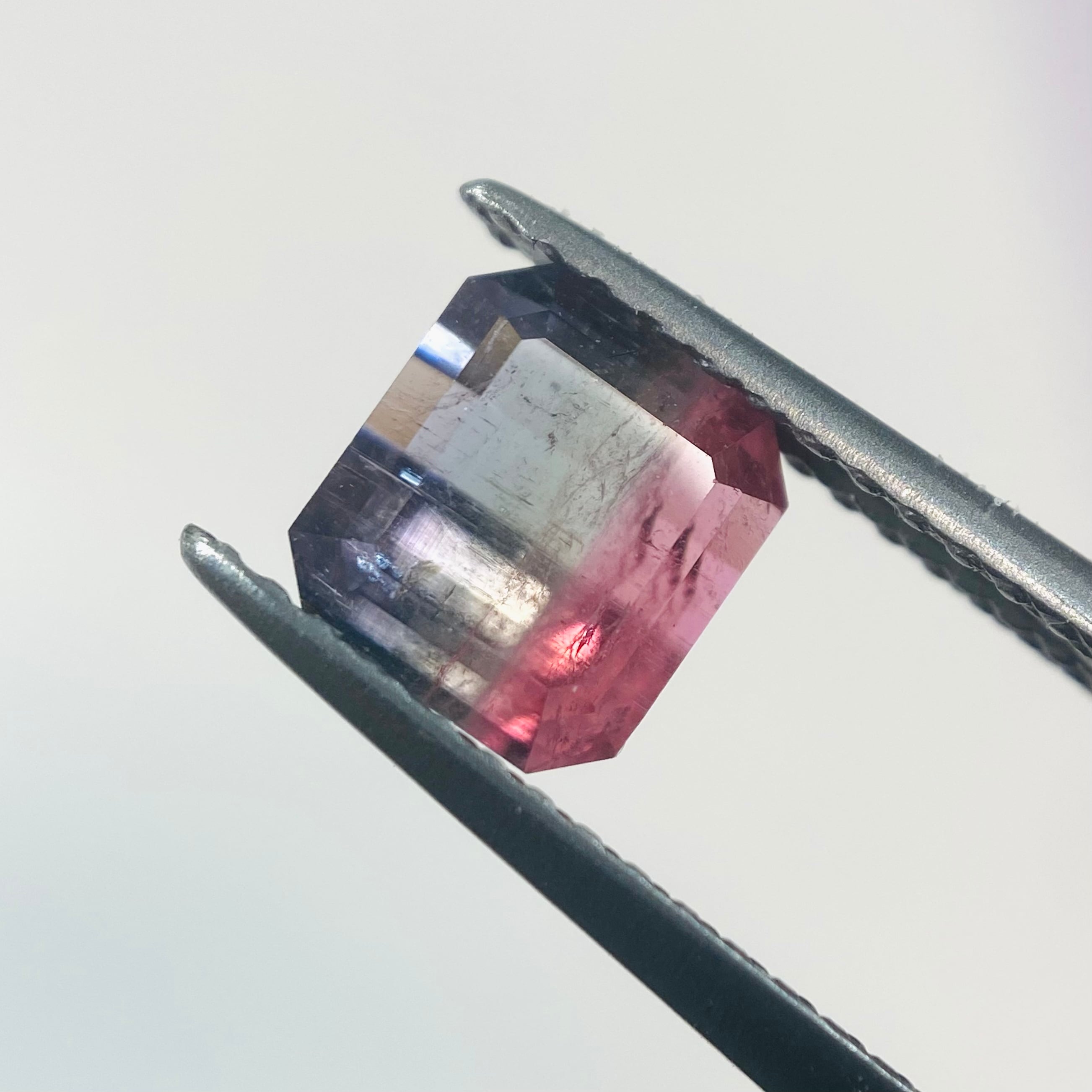 元気で凛とした美しさ パーティーカラートルマリン1