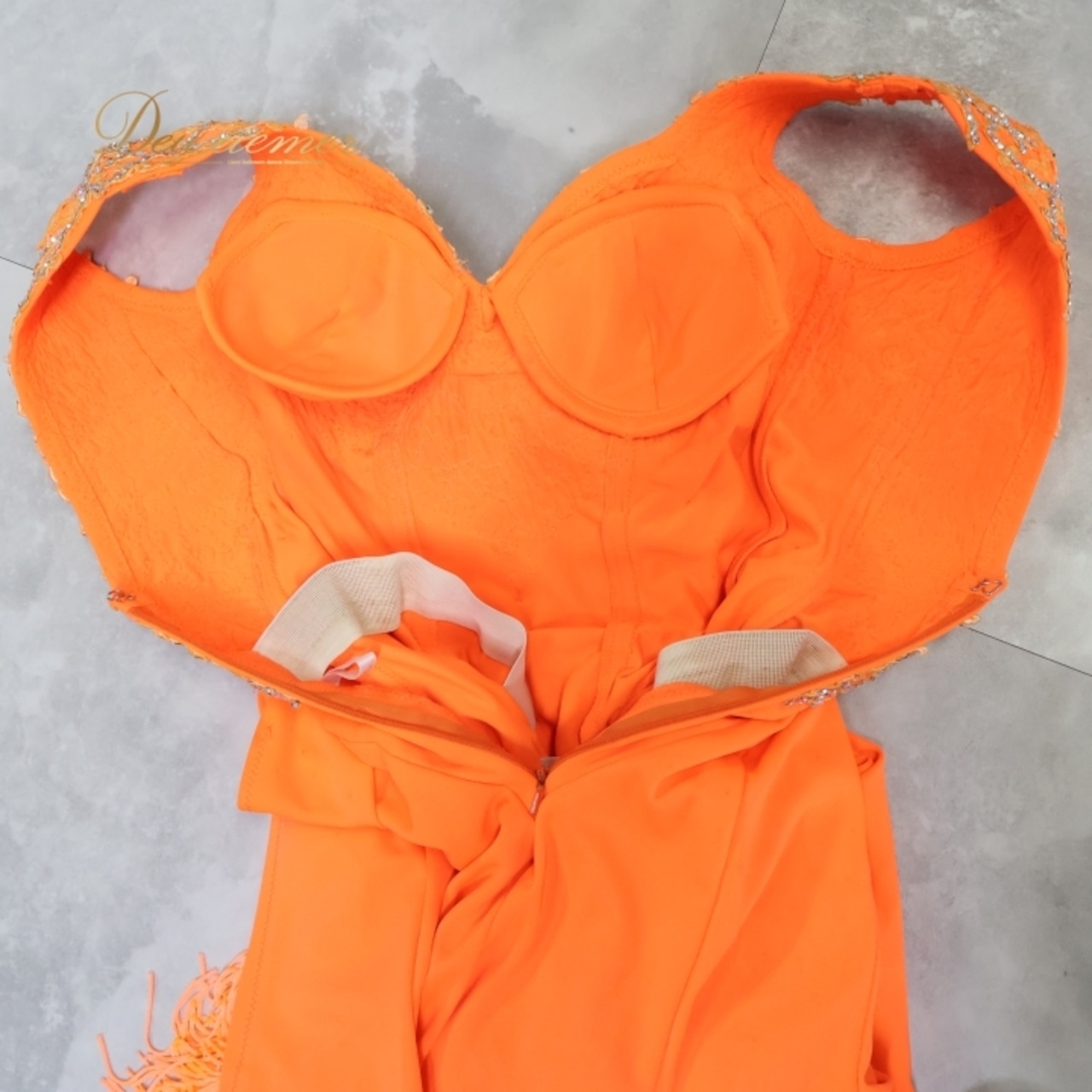 社交ダンス 衣装 ラテン ドレス ワンピース 蛍光 オレンジ フリンジ 鮮やか デモ 競技 ダンス パーティドレス パーティ 発表会 伸縮 ストレッチ オレンジ系 フリンジドレス 衣装パーティ 踊り用衣装 ラテン競技用 デモンストレーション用 ダンス用ドレス コスチューム