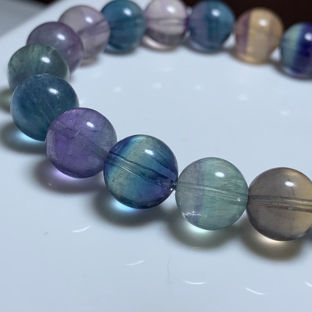 8.透明度高☆美フローライト・ブレスレット