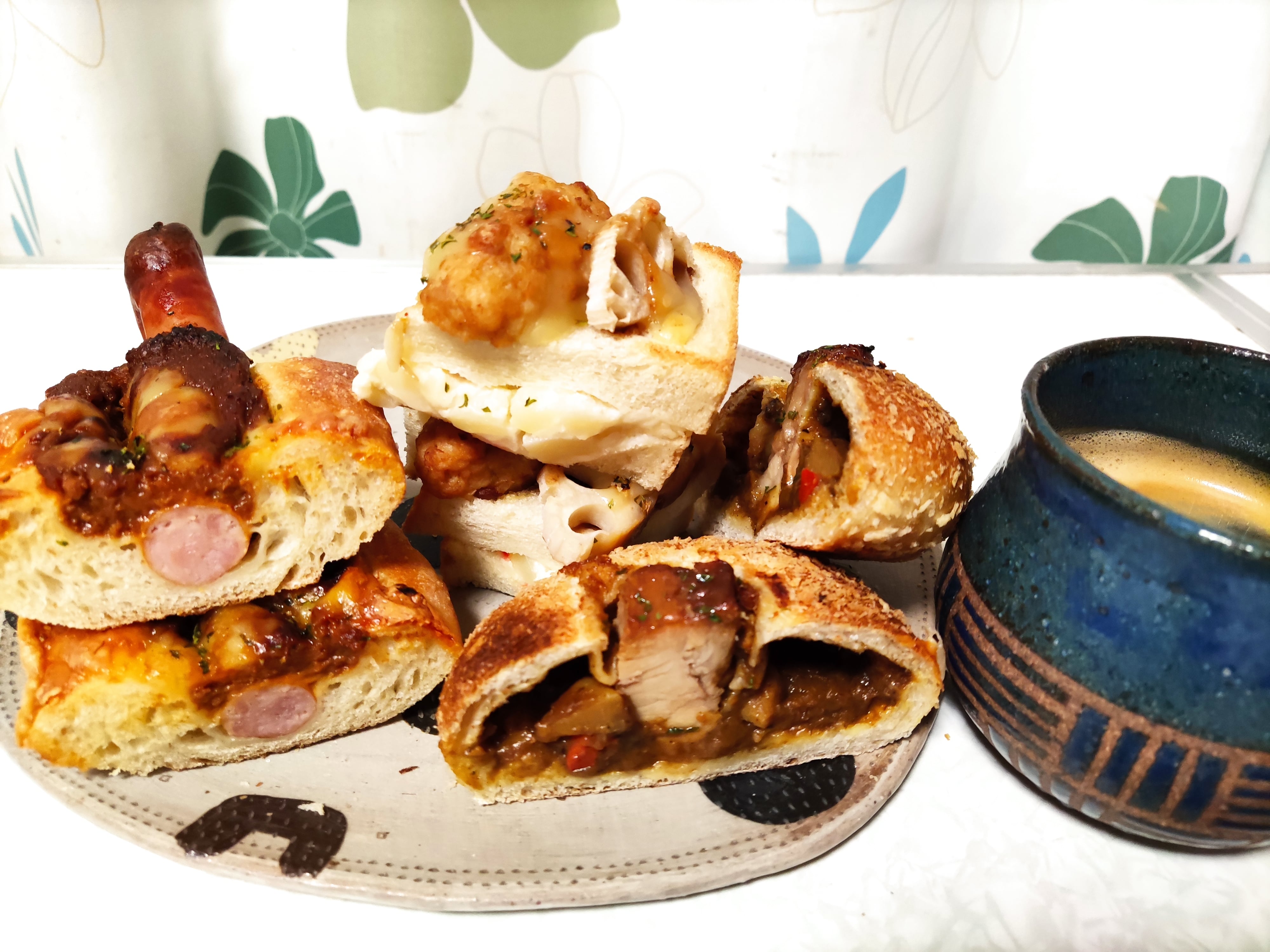 「わけあり」沖縄の食文化を取り入れた、ジママヤベーカリーのロスパンセット80サイズ