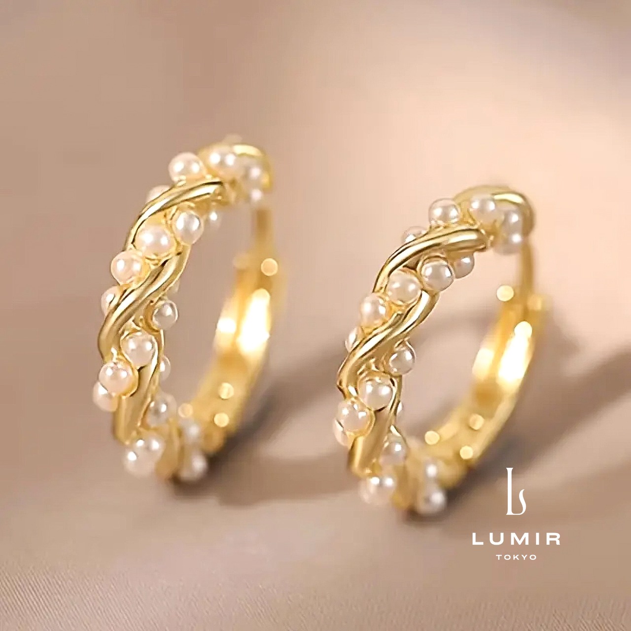 フェミニンパールクレセントピアス