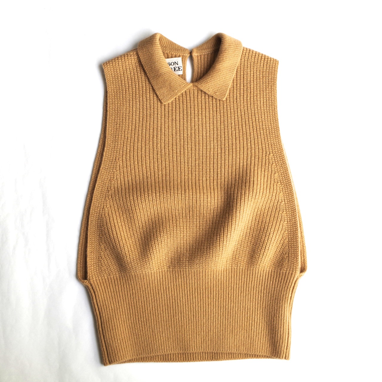 MAISON CARRÉE CASHMERE VEST "BEIGE"