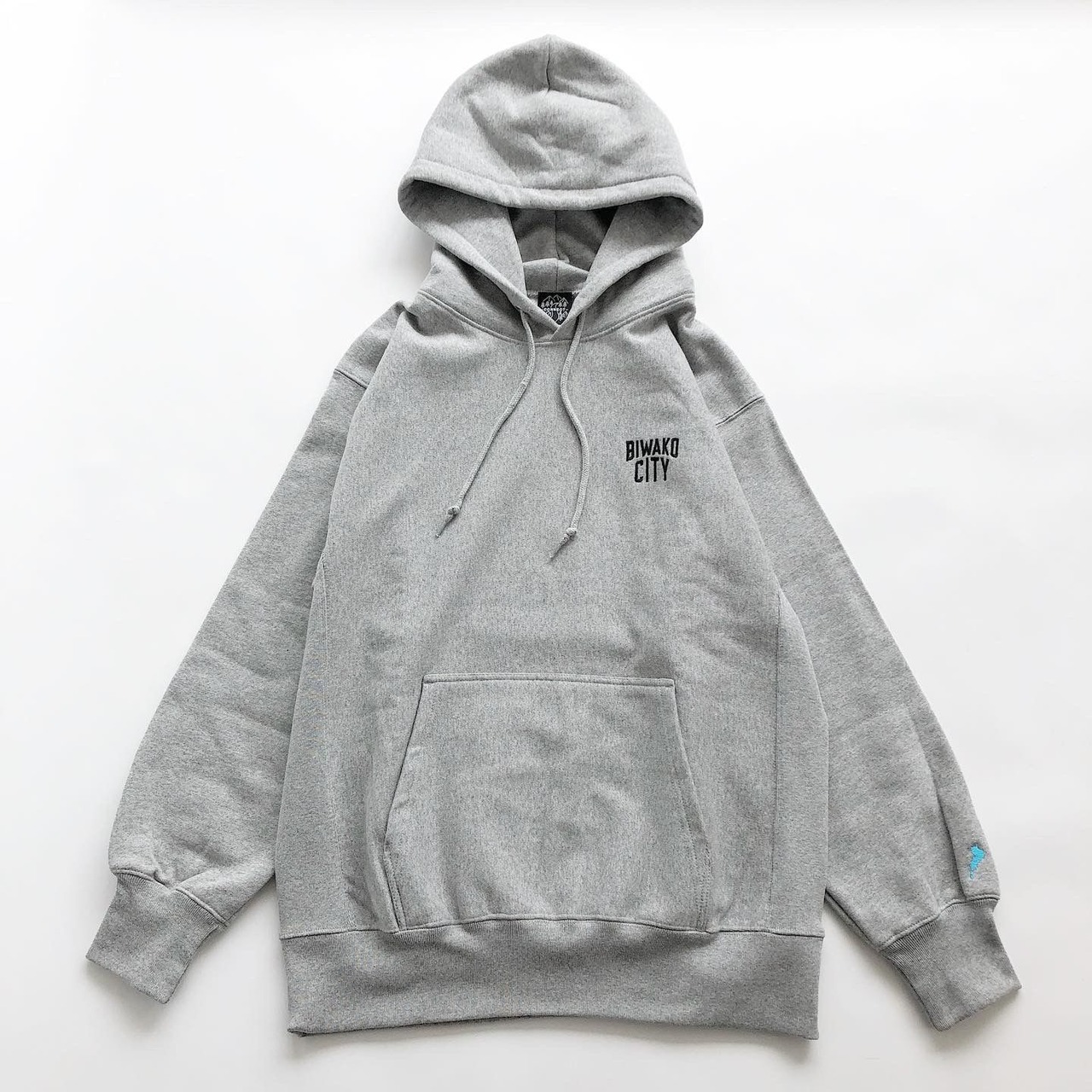 BIWAKO CITY / SWEAT HOOD PARKA (embroidery ver) / ビワコシティ / 刺繍 / スウェット/ フードパーカー / グレー