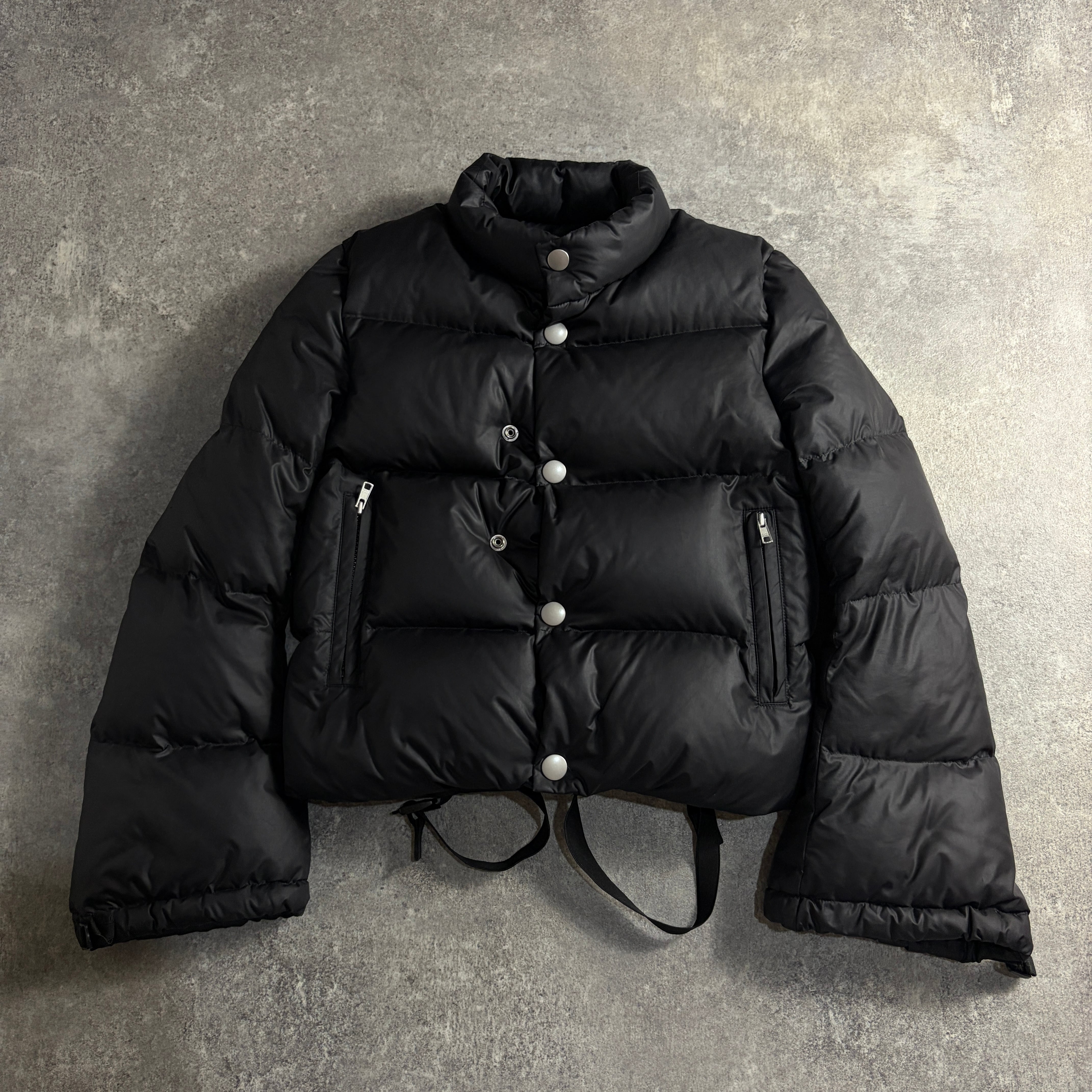 PRADA SPORT アーカイブスニーカー 名作 ブラック×シルバー 36 | LOST