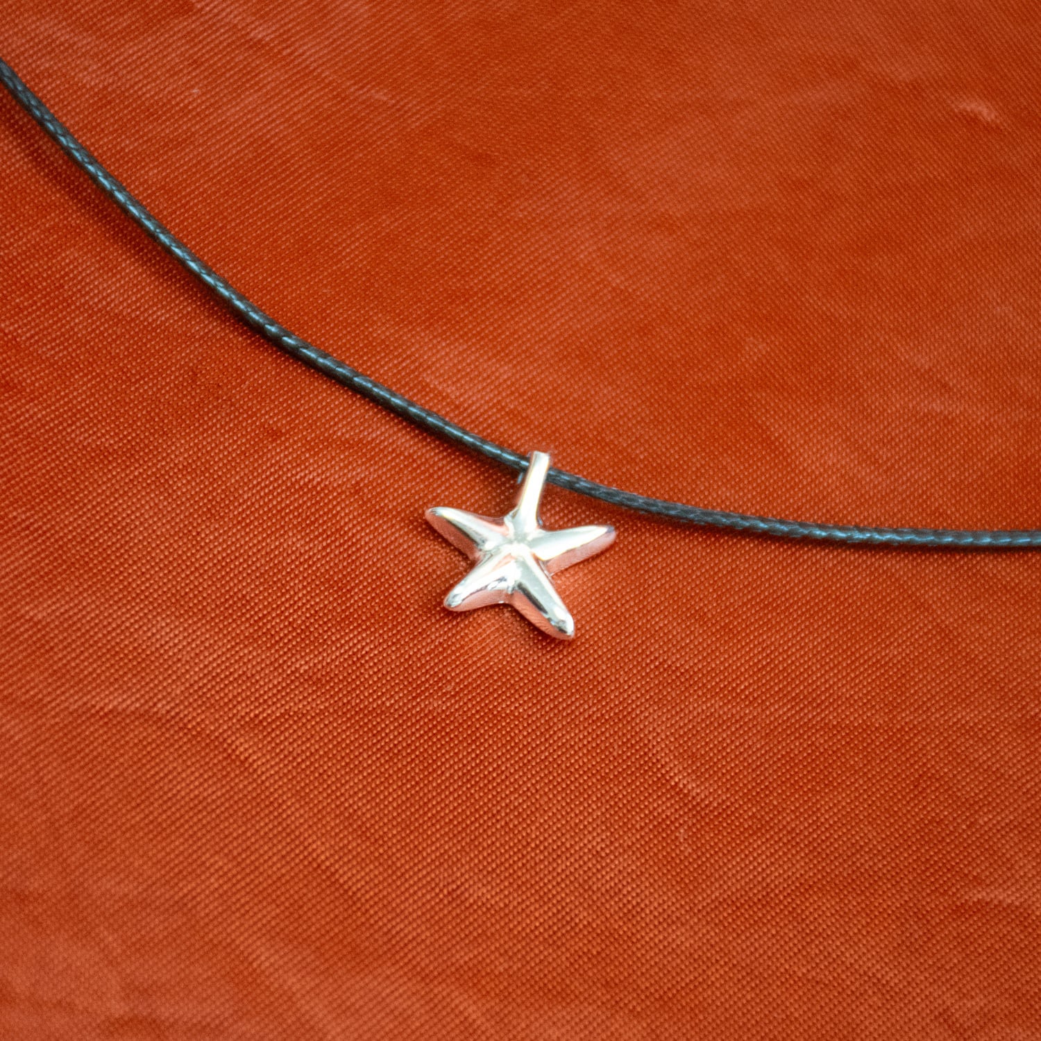Necklace | #FFF