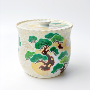 ワラ灰釉 松島水指／Mizusahi(fresh water container) colored Matushimaｰdesign（wave at pineislands）