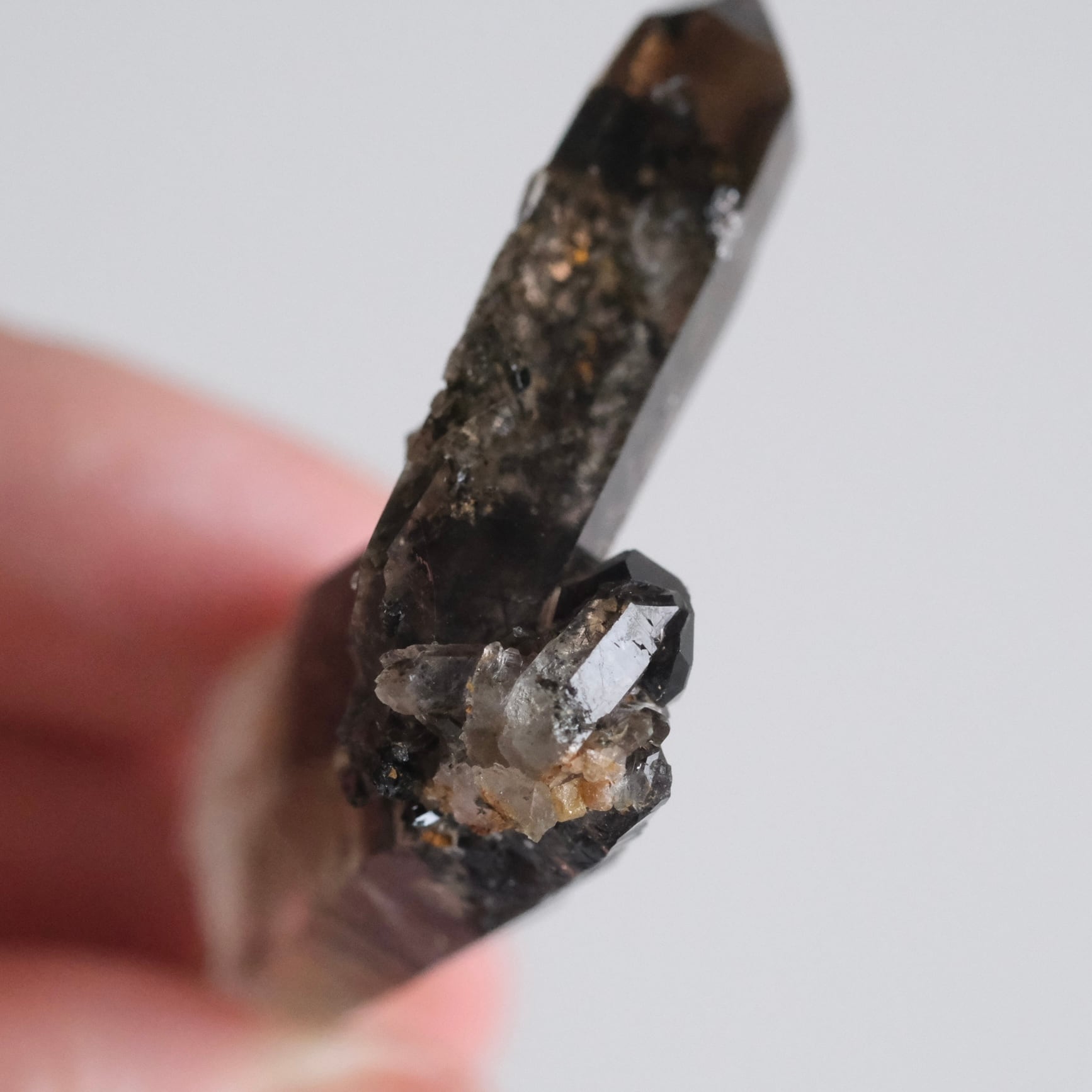スモーキークォーツの原石 〇 煙水晶 | ふれる