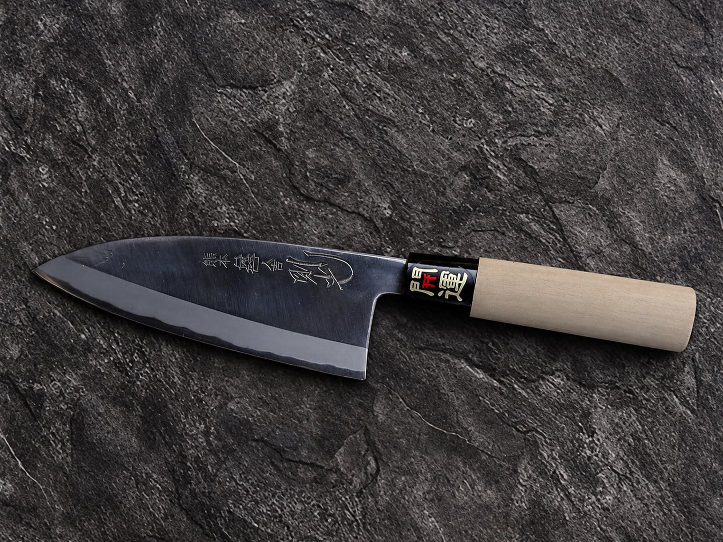 受注生産品】出刃包丁（片刃・165mm・磨き・右利き） | 鍛冶蔵 則