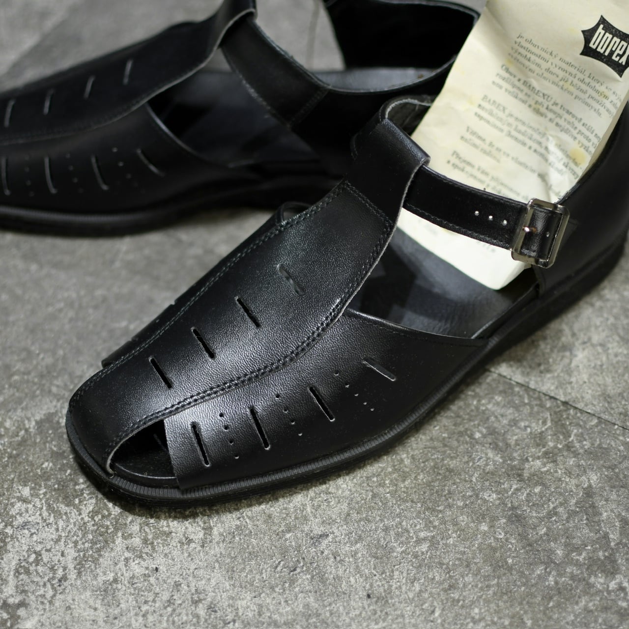dead stock czech military gurkha sandal black | kroneko