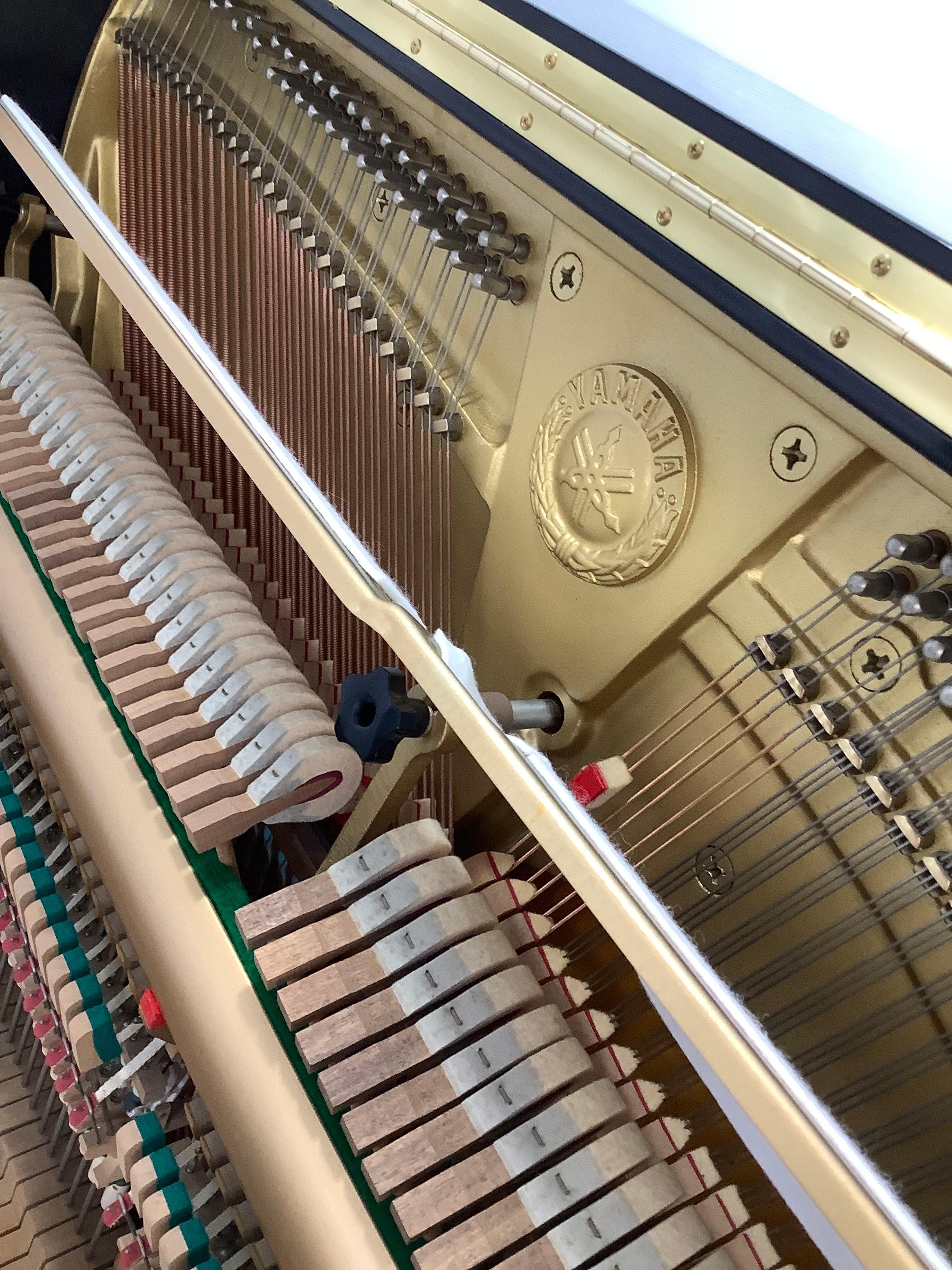 ☆56316【アップライトピアノ】YAMAHA UX30A | リユース専門店エプコ ☆56316【アップライトピアノ】YAMAHA UX30A | リユース専門店エプコ
