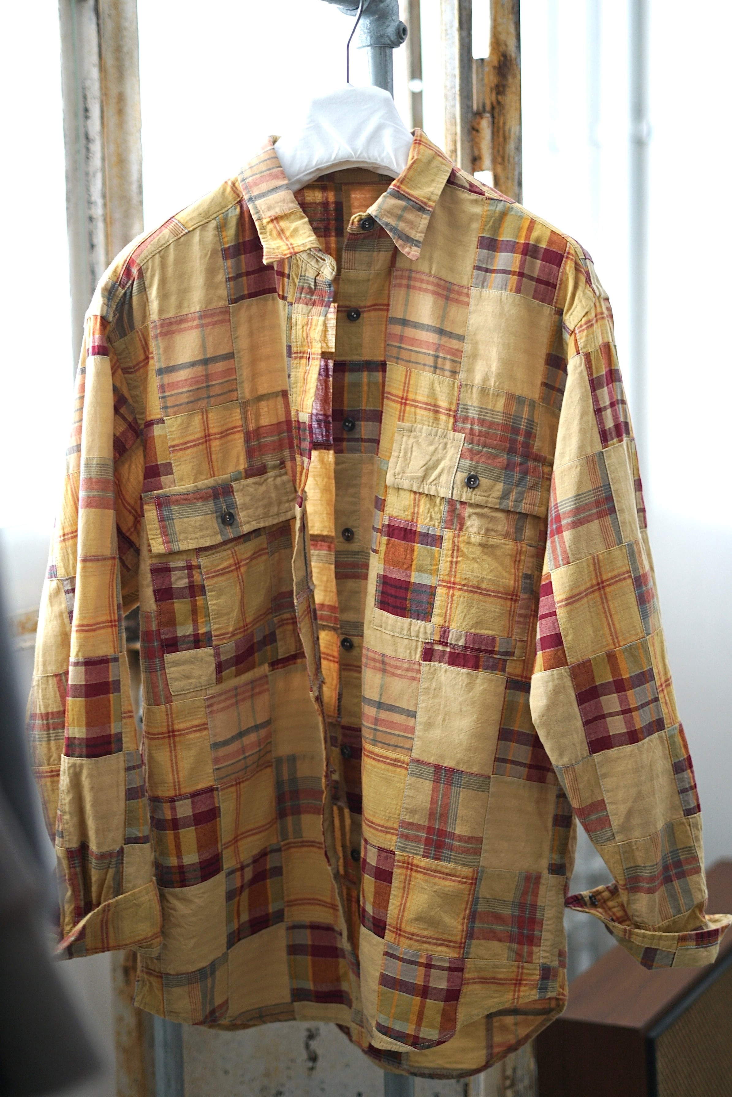 NOWOS / T-shirt (BLACK, WHITE) | JUQUI Online