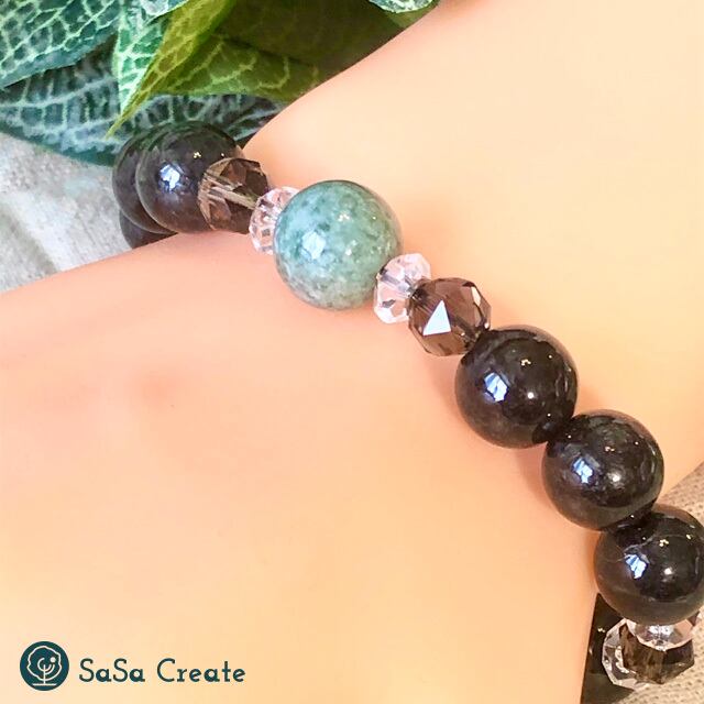 クール☆ 翡翠・黒翡翠とスモーキークォーツのメンズブレスレット